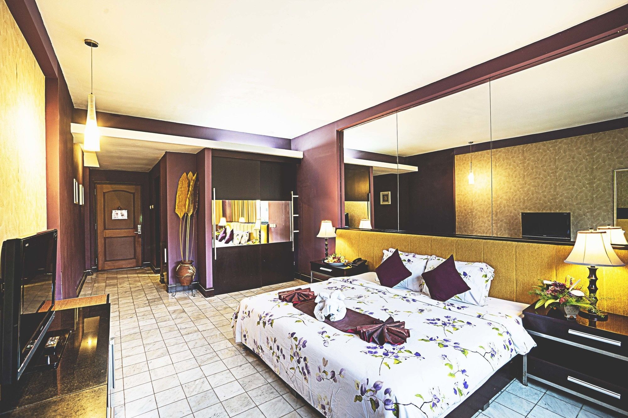 Royal Hotel Tretes Prigen Extérieur photo